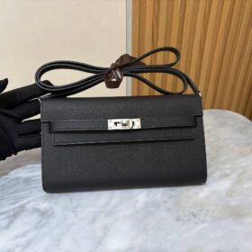 Kelly Classique To Go Geldbörse mit Schulterriemen 20.5 cm