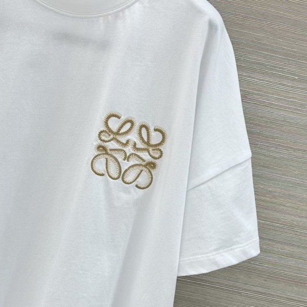Boxy-Fit-T-Shirt