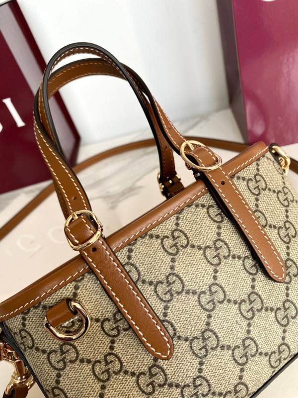 GG Emblem Mini-tasche Braun 17.5 cm