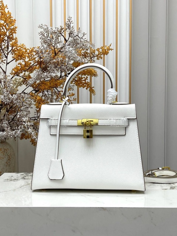 Kelly 25 Epsom Reinweiß/Gold