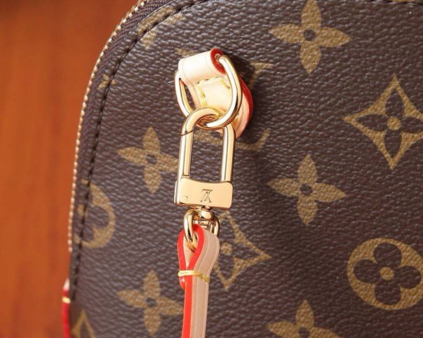 Tag Me Pouch 24.5 cm