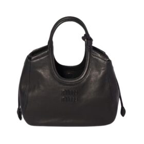 Nappa Leather Schwarz 22 cm