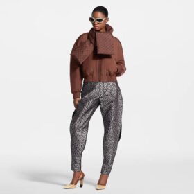 Scarf Detail Bomber Braun