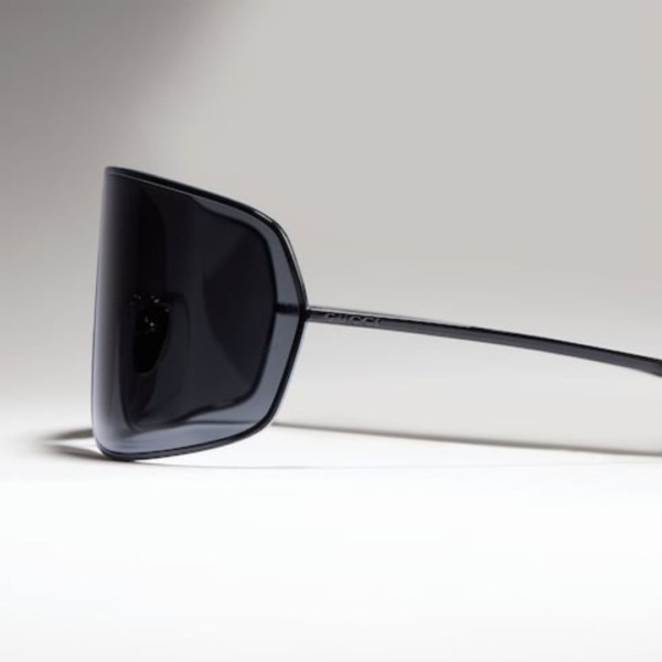 Frame Schwarz