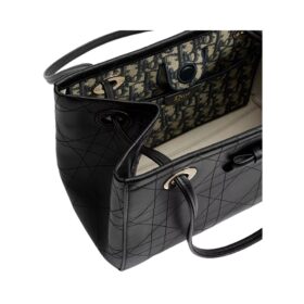Small Schwarz 27 cm
