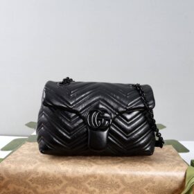 GG Marmont kleine Schultertasche 23 cm