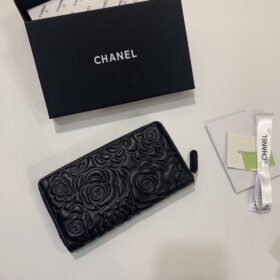 Kamelien Geprägtes Schwarz 19 cm