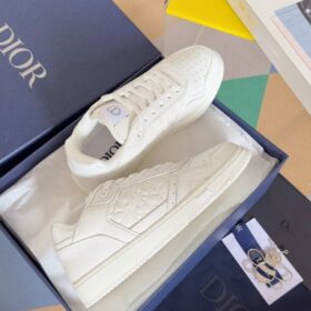 B27 Uptown Low Top Sneaker