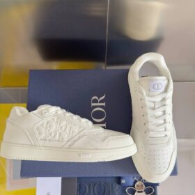 B27 Uptown Low Top Sneaker