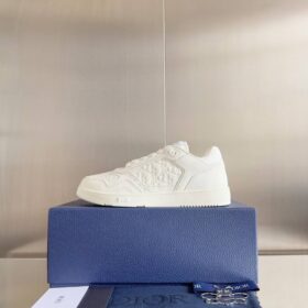 B27 Uptown Low Top Sneaker