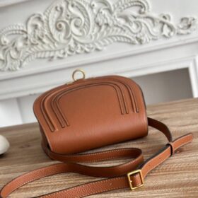 Marcie Saddle Tonbraun 24 cm