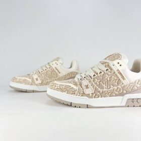 LV Trainers Beige