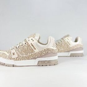 LV Trainers Beige