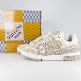 LV Trainers Beige