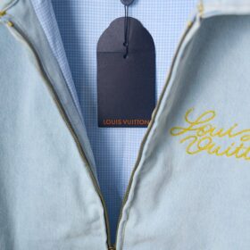 Blouson im Workwear-Stil aus Denim mit gestickter Signatur