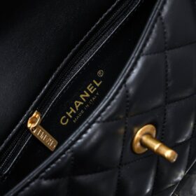 Gürteltasche Schwarz/Gold 18.5 cm
