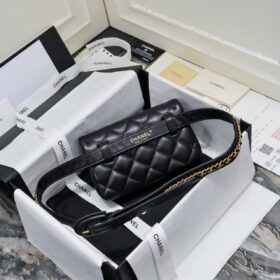 Gürteltasche Schwarz/Gold 18.5 cm
