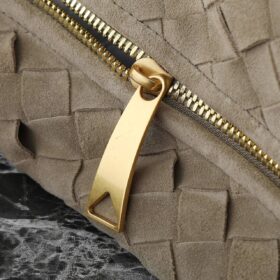 Jodie Taupe 48cm