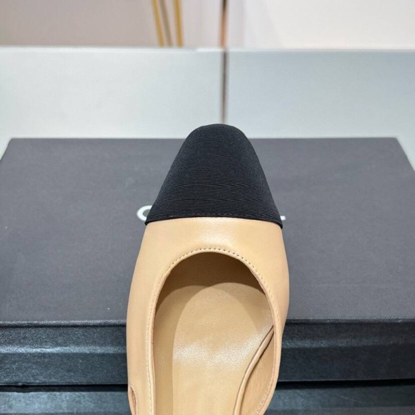 Ziegenleder & Grosgrain Beige & Schwarz 6,5 cm Absatzhöhe