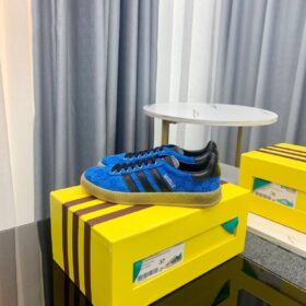 GG Gazelle Blaue Monogramm Schwarz Lederstreifen