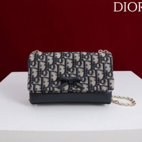 Promenade Mini-Tasche mit Kette 21 cm
