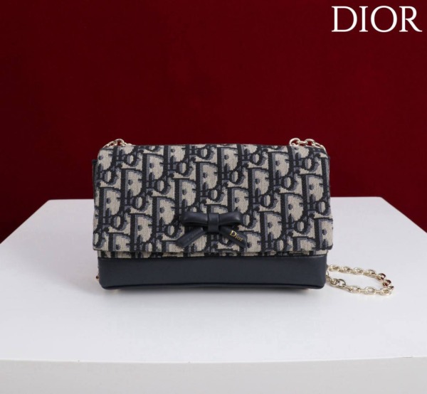 Promenade Mini-Tasche mit Kette 21 cm