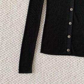 Schwarze Feinstrick-Cardigan