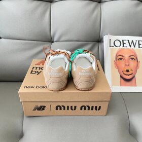 530 SL Suede Ecru
