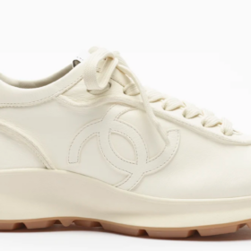 Turnschuhe/ Elfenbein