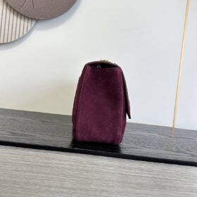 Maxi Flap Burgunderrot Wildleder 32 cm