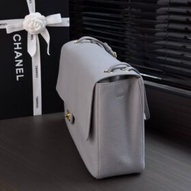 Maxi Flap Bag Grau/Gold 38.5 cm