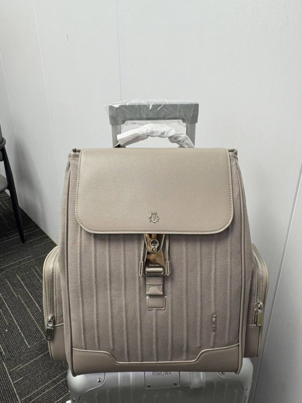 Never Still Backpack  Taupe-Braun 44 cm