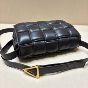 Padded Intrecciato Schwarz/Gold 26 cm