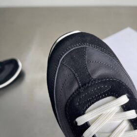 Racer Suede Calfskin Schwarz