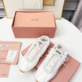 Plume Technical Fabric und Suede Weiß