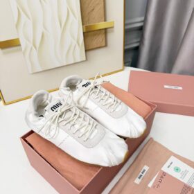 Plume Technical Fabric und Suede Weiß
