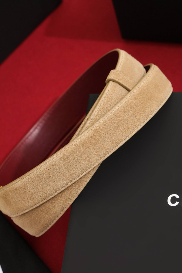 Leather Dark Beige / Gold