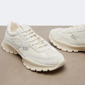 Sneakers Suede Weiß