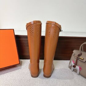 Jumping Leder-Langstiefel in Braun