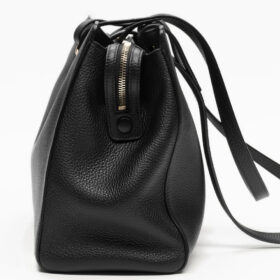 Kleiner Schwarz 24 cm