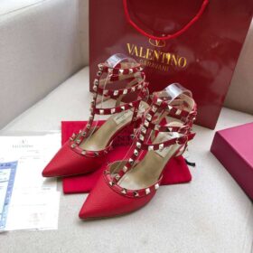 Rote Leder-Pumps mit Rockstud-Nieten  6.5cm