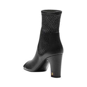 Stretch Lambskin Schwarz