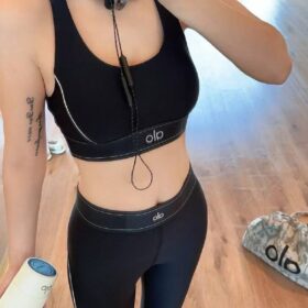 Yoga-Sport-BH und High-Waist-Leggings in Schwarz