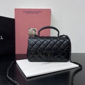 Classic Handtasche Schwarz 20 cm