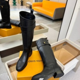 Amiral Hoch Boot