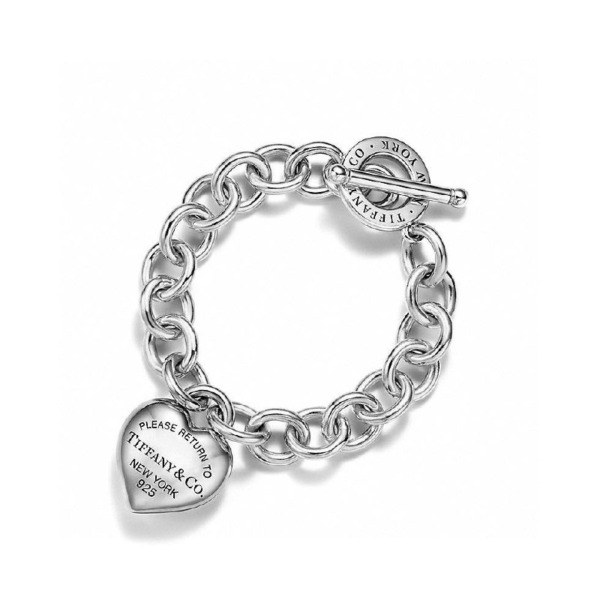 Herzanhänger-Armband mit Knebelverschluss in Silber