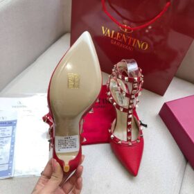 Rote Leder-Pumps mit Rockstud-Nieten  6.5cm