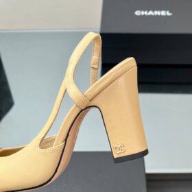 Ziegenleder & Grosgrain Beige & Schwarz 9 cm Absatzhöhe