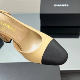 Ziegenleder & Grosgrain Beige & Schwarz 9 cm Absatzhöhe