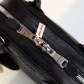 Vivant Schwarz 28cm